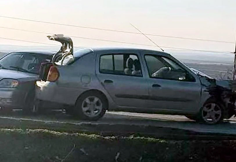 Kilis-Gaziantep karayolunda iki otomobil &ccedil;arpıştı: 1 &ouml;l&uuml;