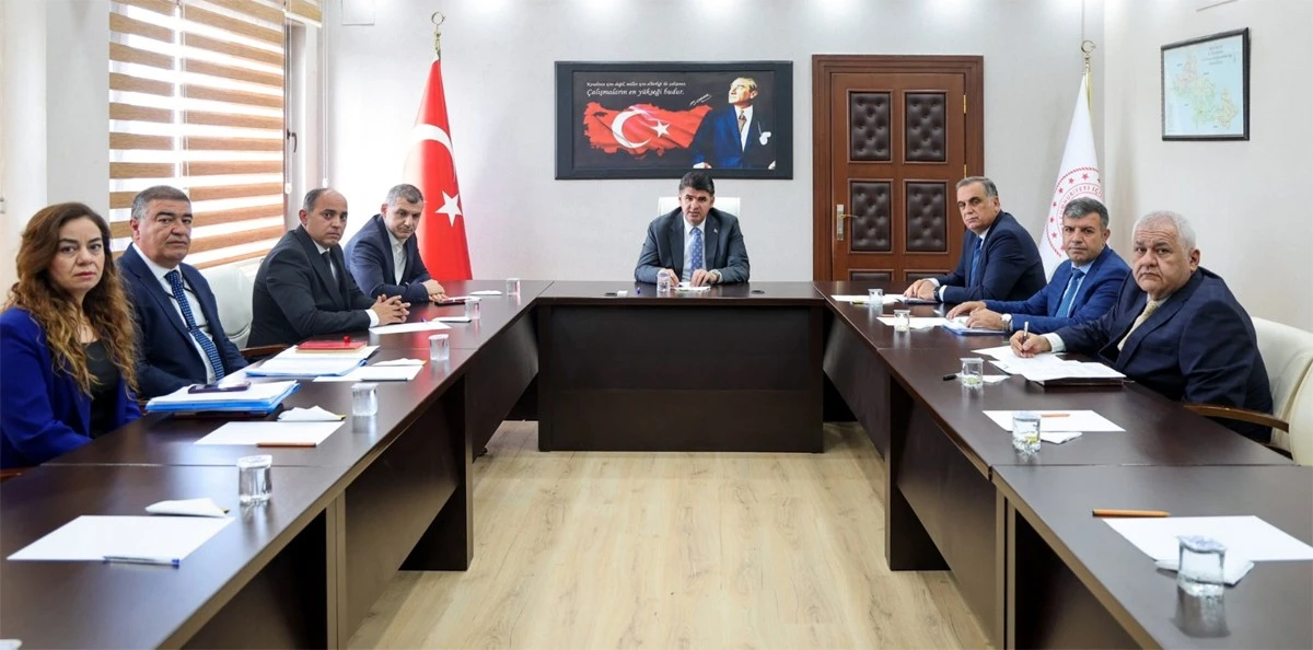 Kilis İl &Ouml;zel İdaresi haftalık &ccedil;alışmaları değerlendirildi