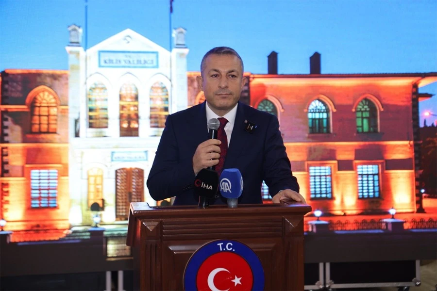 Kilis Valisi Şahin&rsquo;e veda yemeği