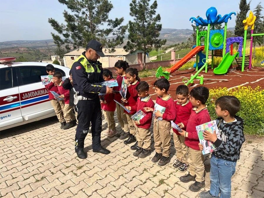 Miniklere trafik bilinci aşılandı