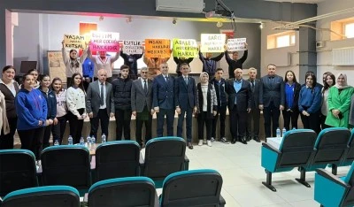 10 Aralık D&uuml;nya İnsan Hakları G&uuml;n&uuml; Kapsamında Okullarda &Ccedil;eşitli Programlar D&uuml;zenlendi 