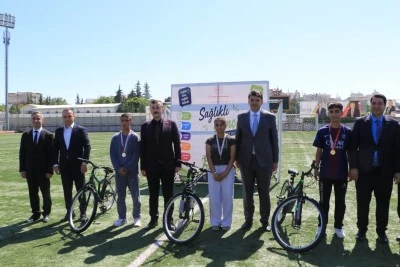 7 Aralık Stadyumu&rsquo;nda Sağlık ve Spor Bir Arada