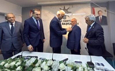 AK Parti&rsquo;den s&uuml;rpriz transfer! İl Genel Meclis &Uuml;yesi Mikail G&uuml;zel AK Parti&rsquo;ye katıldı