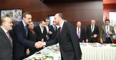 AK Parti Kilis İl Başkanı Serhan Diyarbakırlı Ankara&rsquo;da d&uuml;zenlenen toplantıya katıldı