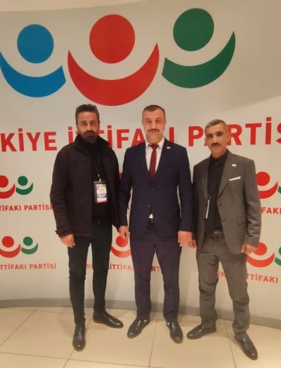 Arı&ccedil;i&ccedil;eği Ankara&rsquo;daki Genel Kurula katıldı