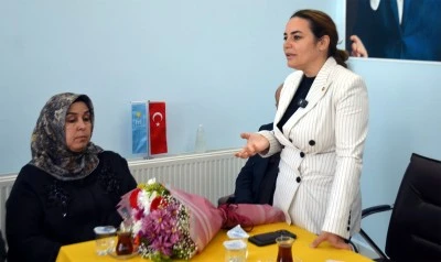 Ayy&uuml;ce T&uuml;rkeş: "T&uuml;rkiye'nin ger&ccedil;ek g&uuml;ndemi ekonomi, adalet ve toplumsal huzurdur" 