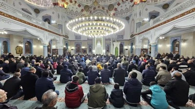 Berat Kandili dualarla idrak edildi