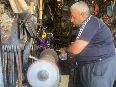 Bı&ccedil;aklar Kurban Bayramına bileniyor