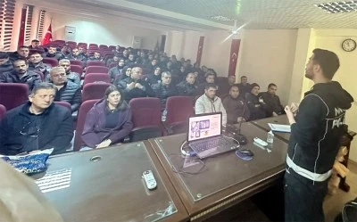 &Ccedil;ocukların g&uuml;venliği i&ccedil;in &ouml;zel g&uuml;venlik g&ouml;revlilerine eğitim