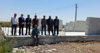 D&ouml;lek K&ouml;y&uuml; ve Karakoyunlu Mezrası&rsquo;nda yapımı devam eden cami inşaatları yerinde incelendi