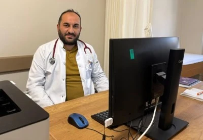 Dr. Ahmet Yıldız Hasta Kabul&uuml;ne Başladı