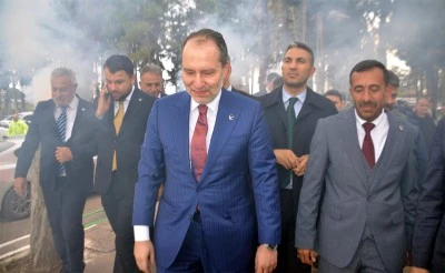 Erbakan: Milletimiz akın akın Yeniden Refah'a koşuyor