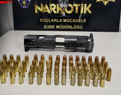 Evde silah par&ccedil;ası ve m&uuml;himmat ele ge&ccedil;irildi