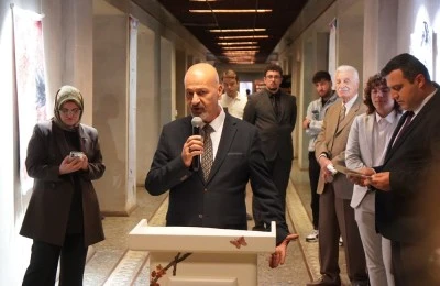Gazeteci Ali Atalar&rsquo;ın &ldquo;Anadolu&rsquo;nun Y&uuml;zleri&rdquo; sergisi ilgi g&ouml;r&uuml;yor