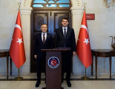 Gaziantep Valisi &Ccedil;eber&rsquo;den Kilis Valisi Kalaylı&rsquo;ya Hayırlı Olsun Ziyareti