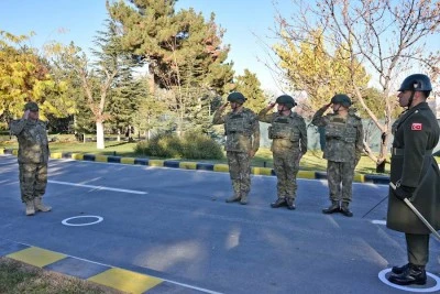 Genelkurmay Başkanı Bayraktaroğlu Kilis&rsquo;te askeri birlikleri inceledi
