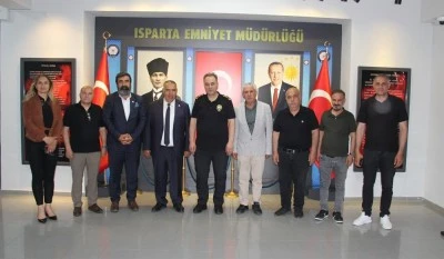 G&uuml;neydoğulu Gazetecilerden Isparta Emniyet M&uuml;d&uuml;r&uuml; Erdem Bildirici&rsquo;ye ziyaret