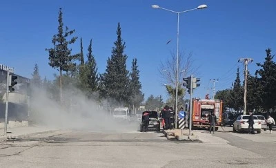 Kilis&rsquo;te trafik Işıklarında ara&ccedil; yangını paniğe neden oldu