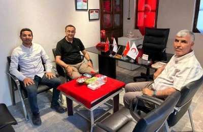 Kamu-Sen&rsquo;den Kızılay&rsquo;a destek mesajı