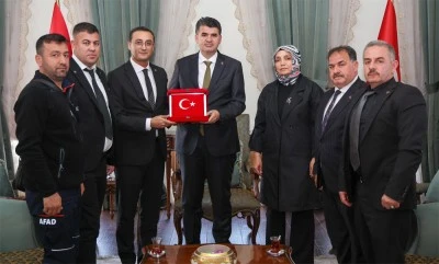 Kamu-Sen heyetinden Vali Kalaylı&rsquo;ya nezaket ziyareti