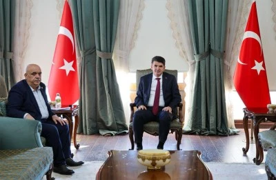 KBC Başkanı Alpdağ&rsquo;dan G&ouml;n&uuml;l Kart Projesi i&ccedil;in Vali Kalaylı&rsquo;ya teşekk&uuml;r