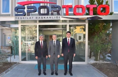 Kilis&rsquo;e Yeni Spor sahaları i&ccedil;in &ouml;nemli g&ouml;r&uuml;şme