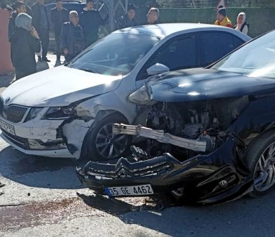 Kilis Ekrem &Ccedil;etin Mahallesi&rsquo;nde trafik kazası