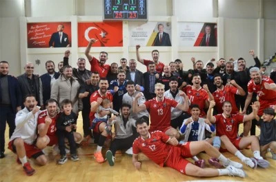 Kilis Gen&ccedil;lik Spor Voleybol Takımı Finalde! Hedef Birinci Lig