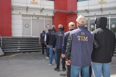 Kilis&rsquo;in de i&ccedil;inde bulunduğu 16 ilde FET&Ouml; operasyonu: 23 g&ouml;zaltı