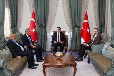 Kilis Protokol&uuml;nden Vali &Ouml;mer Kalaylı&rsquo;ya Hayırlı Olsun Ziyaretleri