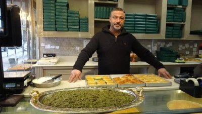 Kilis'te 37 yıllık ustadan 'burger tatlı'