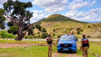 Kilis&rsquo;te Jandarmadan anlamlı mesaj: Milletimizin emrindeyiz