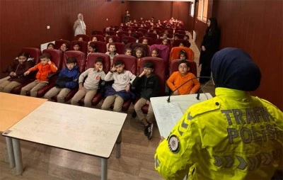 Kilis&rsquo;te minik &ouml;ğrencilere trafik g&uuml;venliği eğitimi