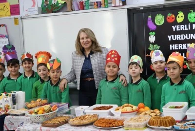 Kilis&rsquo;te &ouml;ğrenciler ve veliler yerli lezzetlerle buluştu