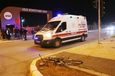 Kilis’te otomobilin çarptığı bisikletli ağır yaralandı