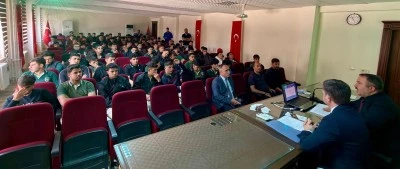 Kilis&rsquo;te SGK Haftası kapsamında &ouml;ğrencilere bilgilendirme semineri