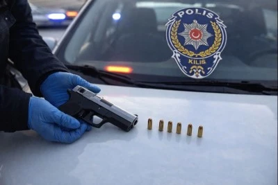 Kilis&rsquo;te ş&uuml;pheli şahıstan tabanca ve fişek ele ge&ccedil;irildi