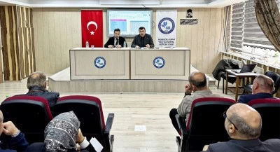 Kilis&rsquo;te s&uuml;rekli devamsız &ouml;ğrencilerle ilgili değerlendirme toplantısı d&uuml;zenlendi