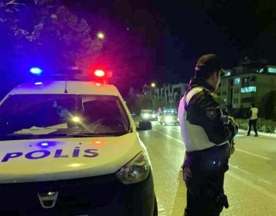 Kilis&rsquo;te uygulama noktasında uyuşturucu ele ge&ccedil;irildi