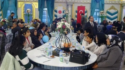 Kilis'te yetim ve &ouml;ks&uuml;z &ccedil;ocuklar i&ccedil;in iftar programı