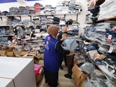 Kurban Bayramı &ouml;ncesi yetim ailelere bayramlık desteği