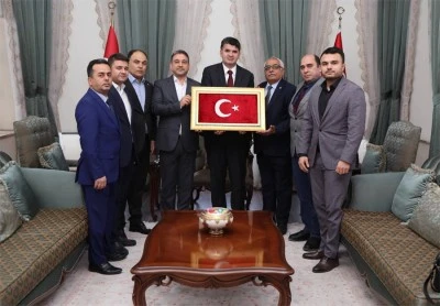 Memur-Sen Kilis Valisi &Ouml;mer Kalaylı&rsquo;ya hayırlı olsun dedi