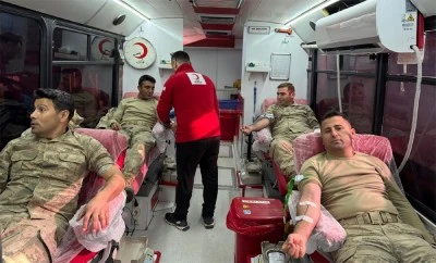 Musabeyli&rsquo;de Jandarmadan kan bağışına &ouml;rnek katılım
