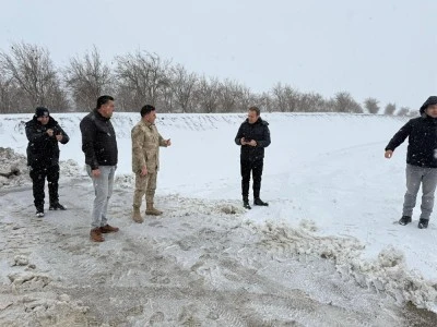 Musabeyli&rsquo;de karla m&uuml;cadele &ccedil;alışmaları yakından takip ediliyor