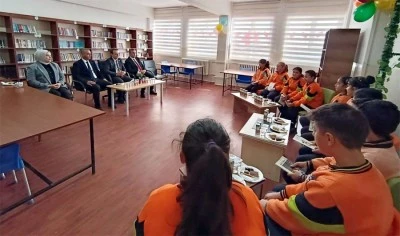 Musabeyli Kaymakamı Karanfil&rsquo;den &ouml;ğrencilerle kitap s&ouml;yleşisi
