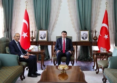 Mustafa Dağlı yeni d&ouml;nemde ilk ziyaretini Vali Kalaylı&rsquo;ya yaptı