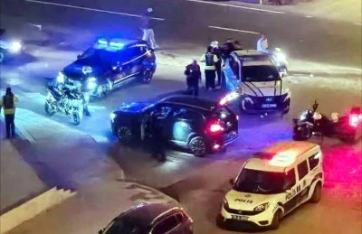Polisin dur ihtarına uymayan sürücü kovalamaca sonucu yakalandı