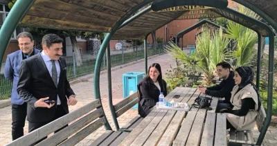 Rekt&ouml;r Akman, akademik birim ziyaretlerinde bulundu