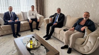 Sağlık M&uuml;d&uuml;r&uuml; Dr. Kadir S&ouml;ylemez&rsquo;e ge&ccedil;miş olsun dediler