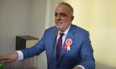 Şevket Memiler KESOB'ta g&uuml;ven tazeledi